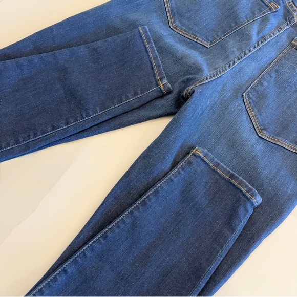 FRAME Women's High Rise Cigarette Jeans Size 26 Blue Medium Wash Casual Quality - Picture 12 of 12